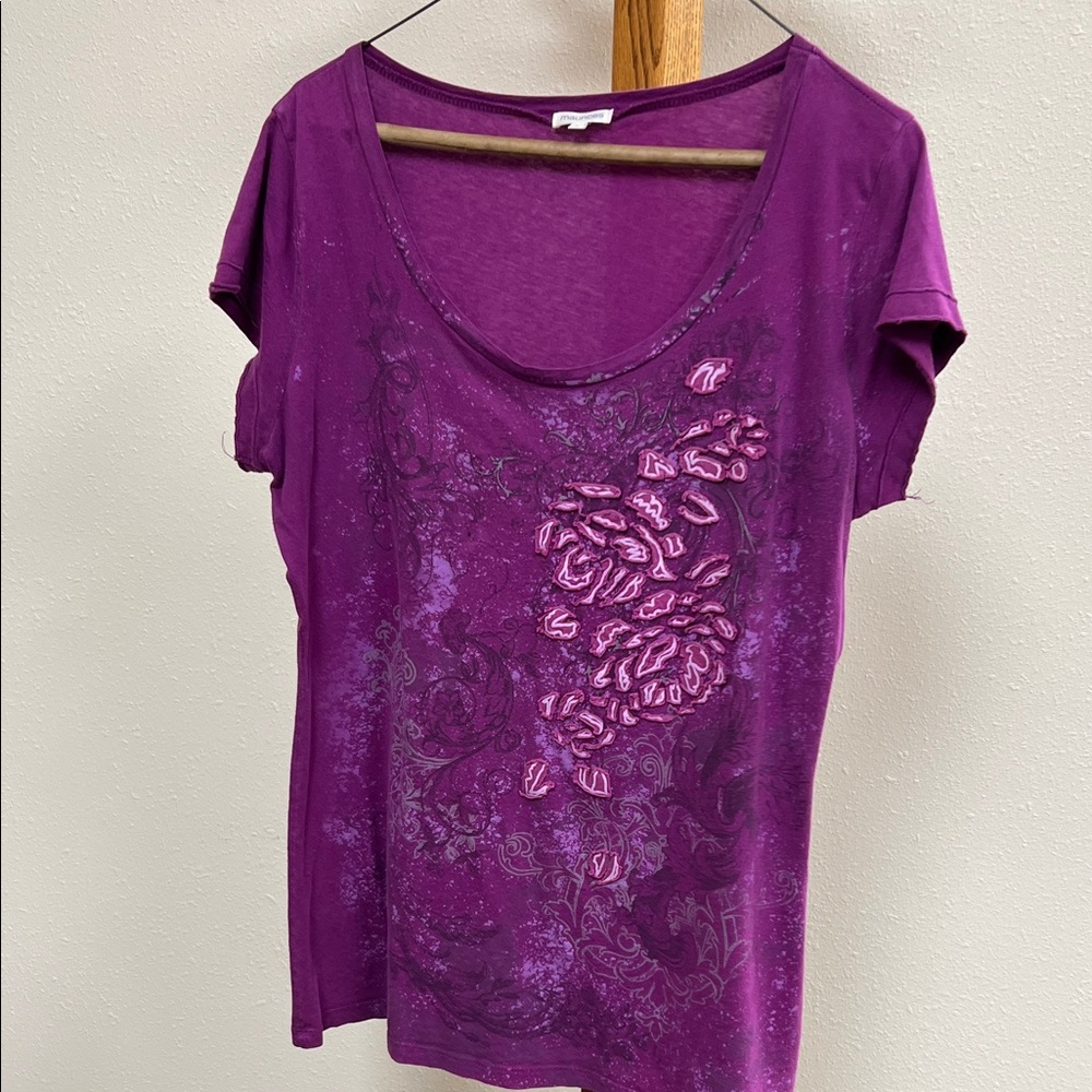 Maurices Purple Short Sleeve Tee with Floral Design